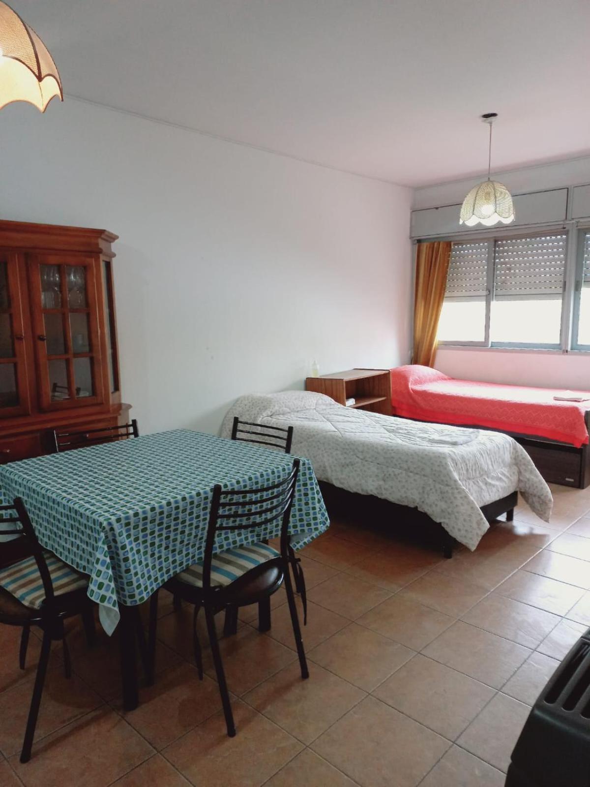 Excelente Departamento En Microcentro De Mendoza Apartment Bagian luar foto