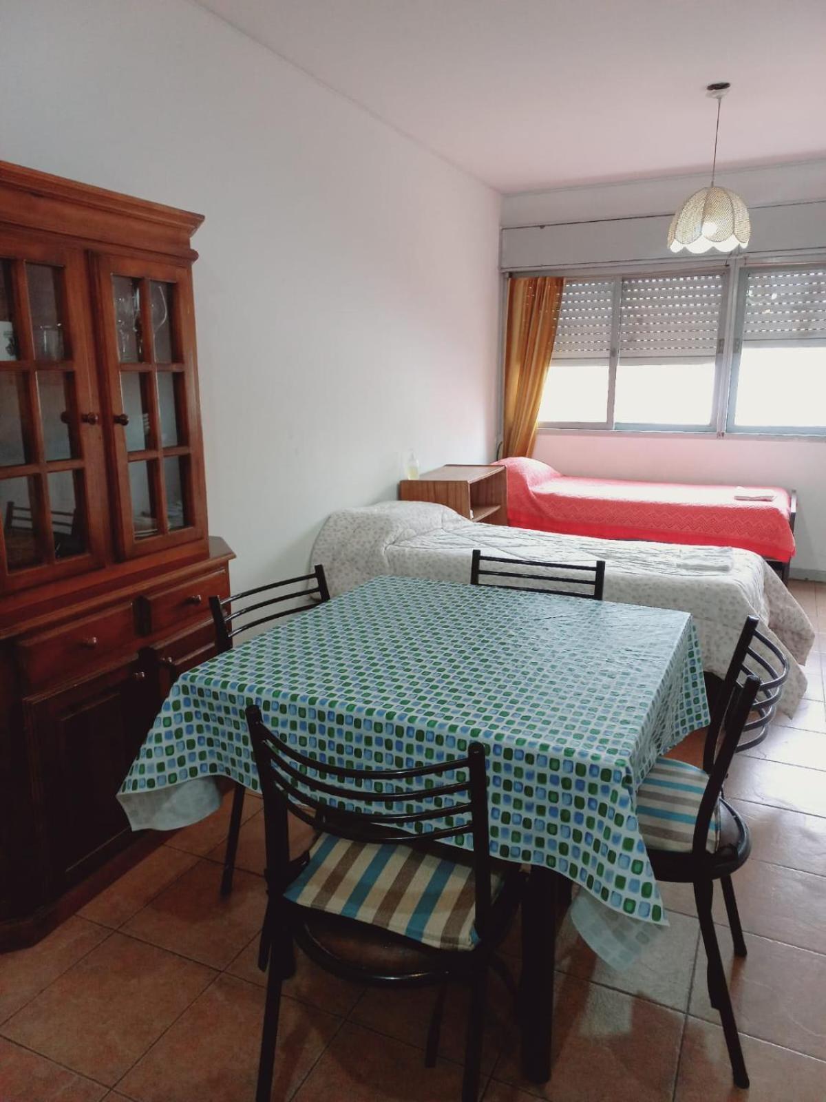 Excelente Departamento En Microcentro De Mendoza Apartment Bagian luar foto